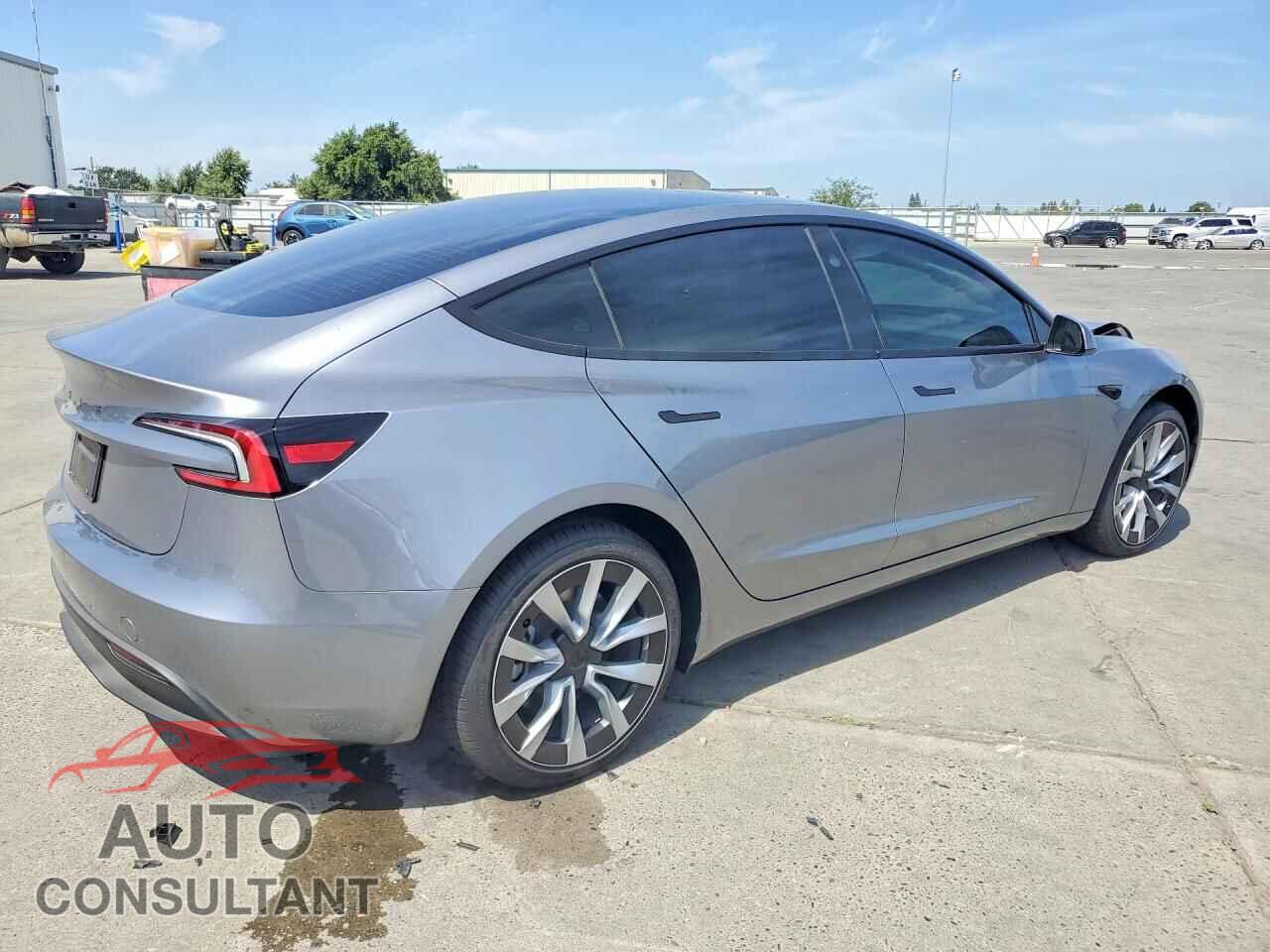 TESLA MODEL 3 2026 - 5YJ3E1EA1TF198972
