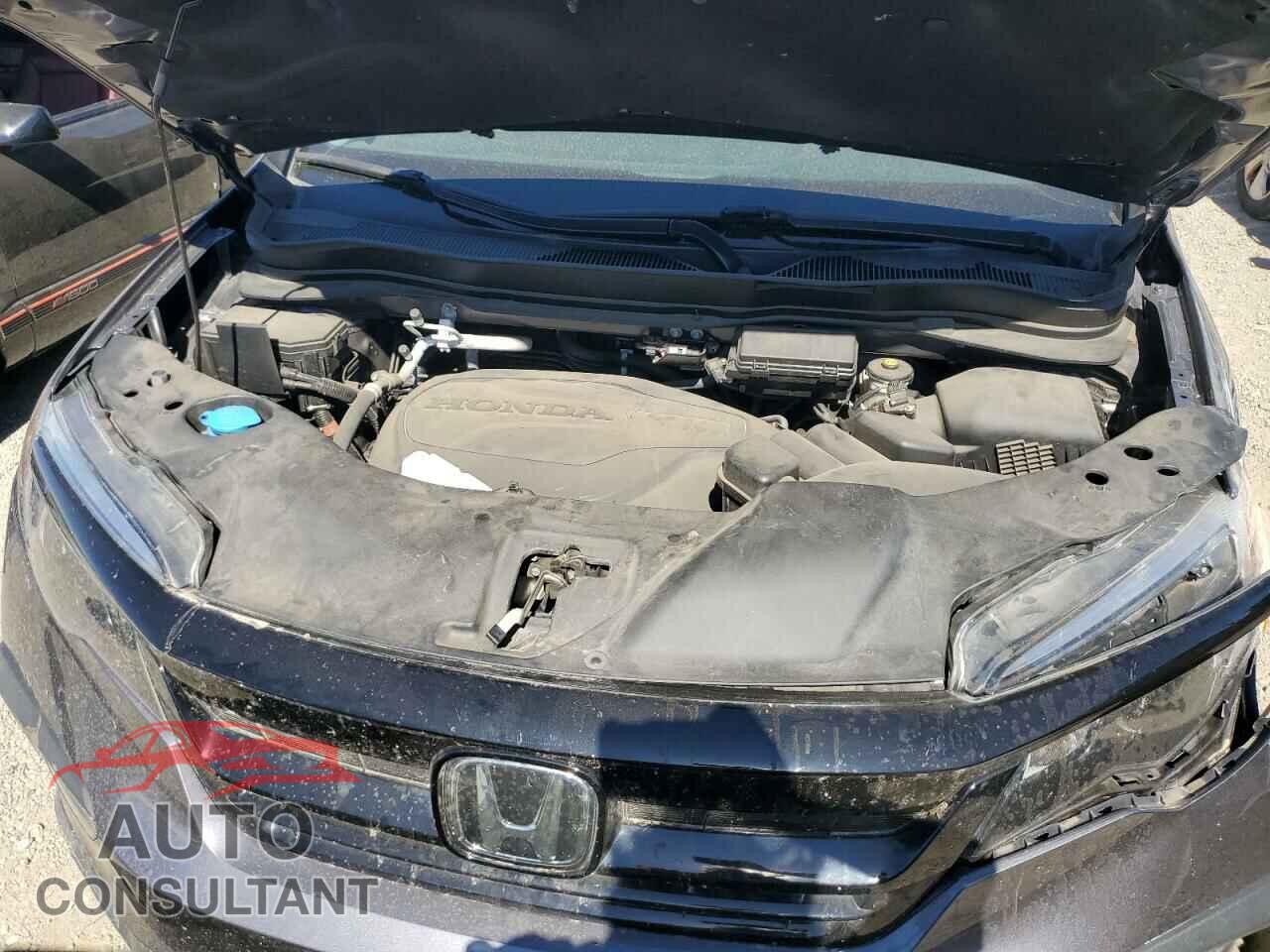 HONDA PILOT 2021 - 5FNYF5H2XMB008862