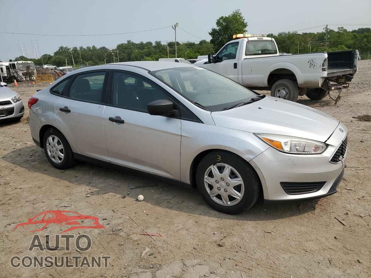 FORD FOCUS 2017 - 1FADP3E29HL218639