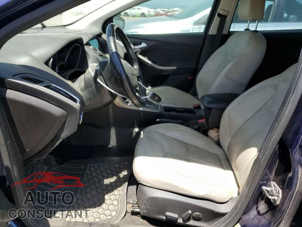FORD FOCUS 2016 - 1FADP3J2XGL319399