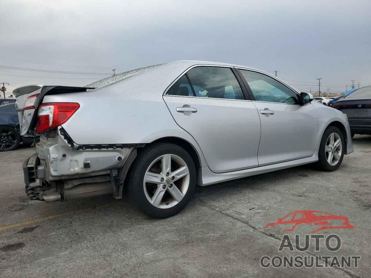 TOYOTA CAMRY 2013 - 4T1BF1FKXDU276444
