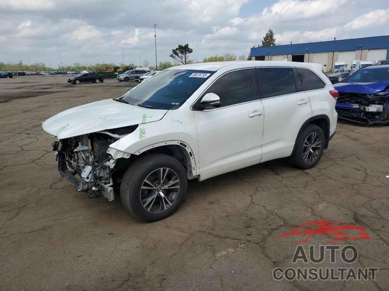 TOYOTA HIGHLANDER 2018 - 5TDZZRFH9JS252147