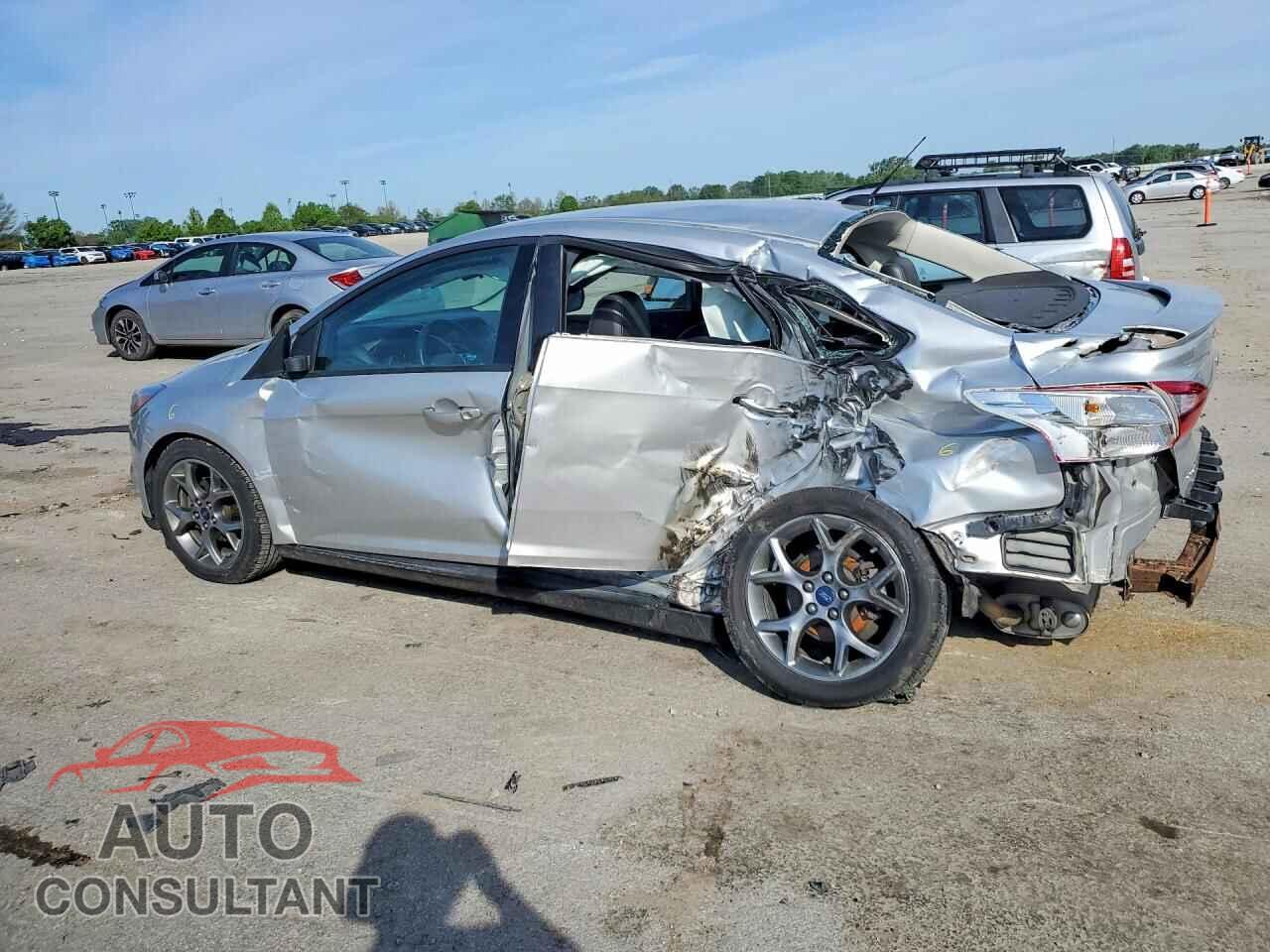 FORD FOCUS 2014 - 1FADP3F22EL218850