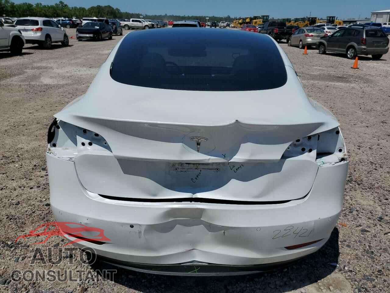 TESLA MODEL 3 2021 - 5YJ3E1EAXMF090674