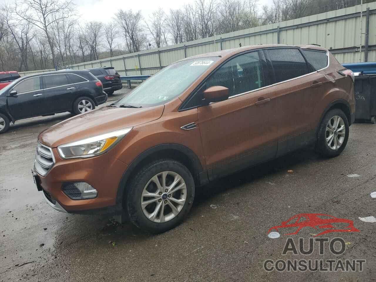 FORD ESCAPE 2017 - 1FMCU9GD3HUA11301