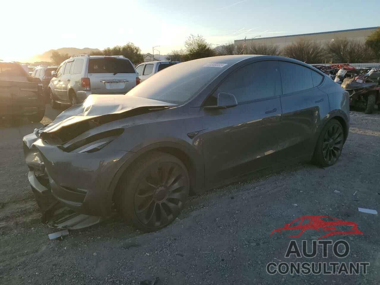 TESLA MODEL Y 2023 - 7SAYGDEF6PF904789
