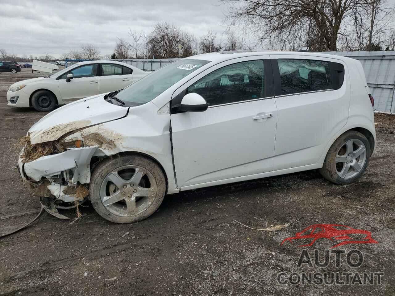 CHEVROLET SONIC 2015 - 1G1JC6SH3F4195149