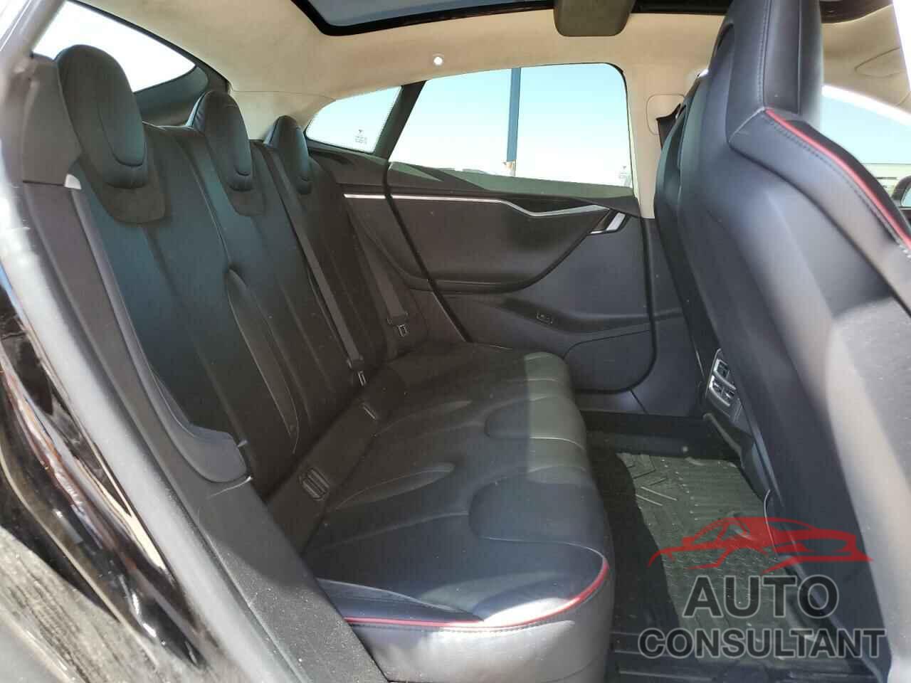 TESLA MODEL S 2013 - 5YJSA1DP8DFP12766