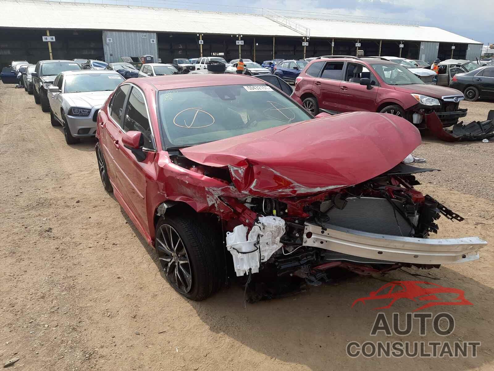 TOYOTA CAMRY 2021 - 4T1G11AK2MU419883