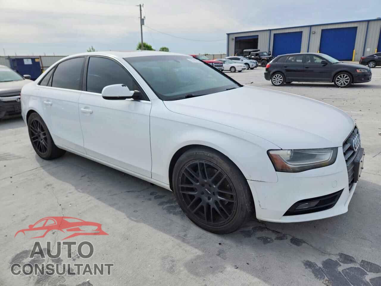 AUDI A4 2013 - WAUAFAFL0DA176909