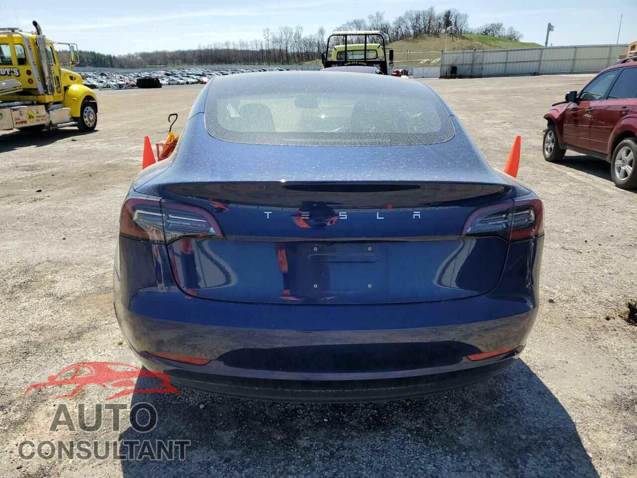 TESLA MODEL 3 2018 - 5YJ3E1EB2JF063053
