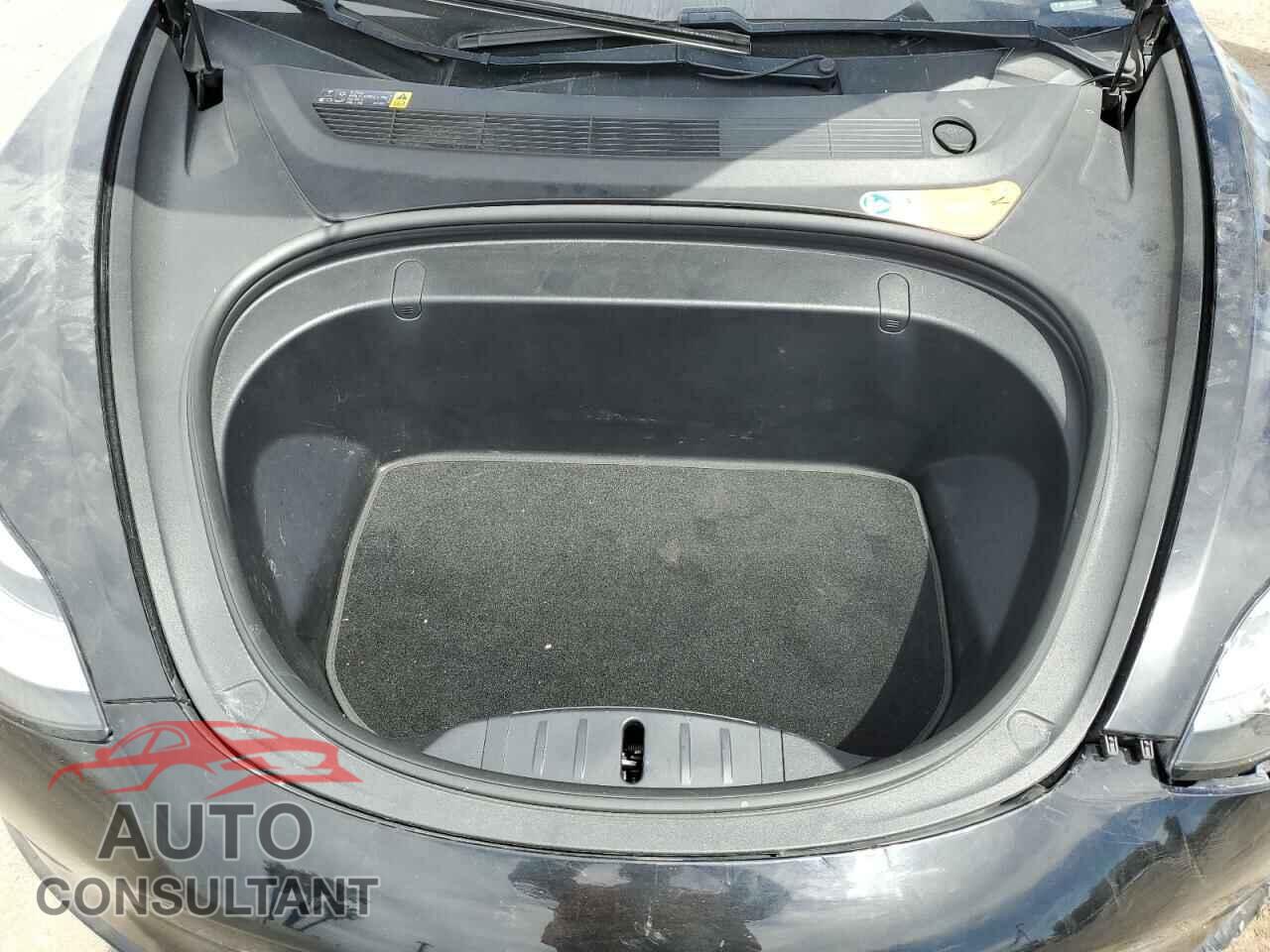 TESLA MODEL 3 2018 - 5YJ3E1EA1JF025448