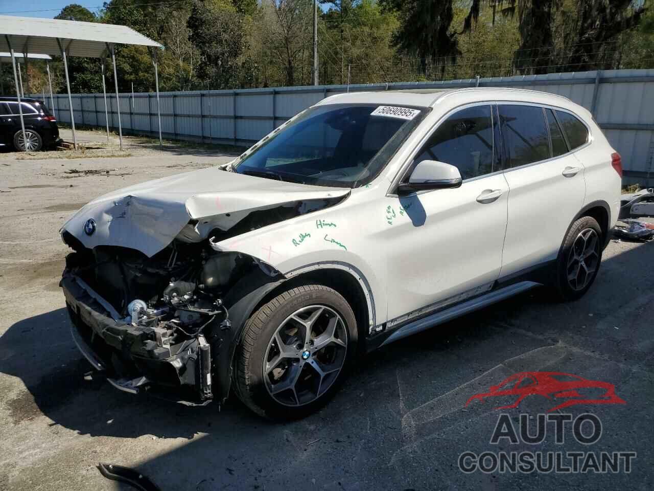 BMW X1 2018 - WBXHU7C31J5L06010