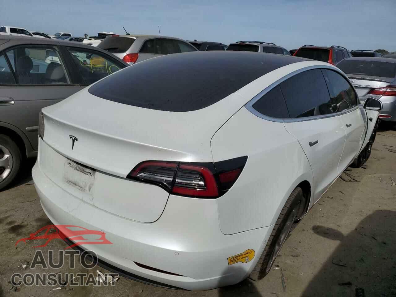 TESLA MODEL 3 2020 - 5YJ3E1EA5LF706537