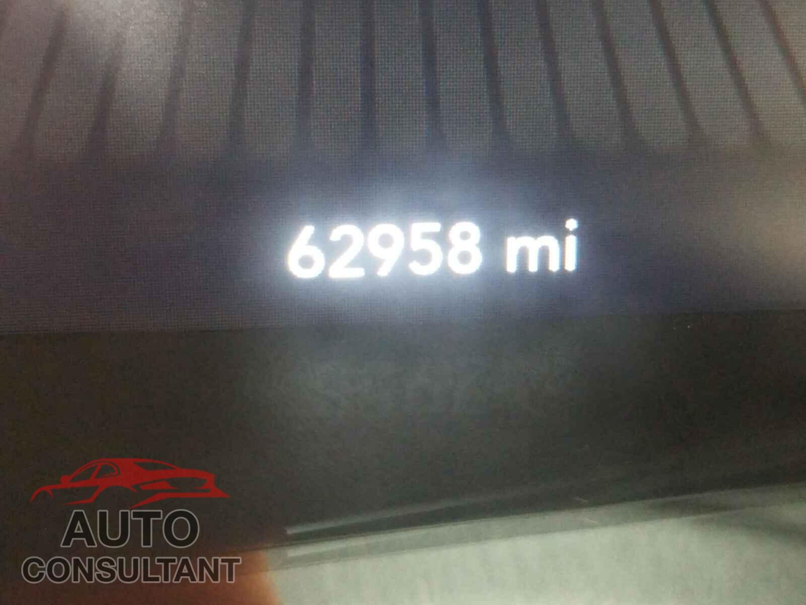 DODGE CHALLENGER 2018 - 2C3CDZAGXJH183247