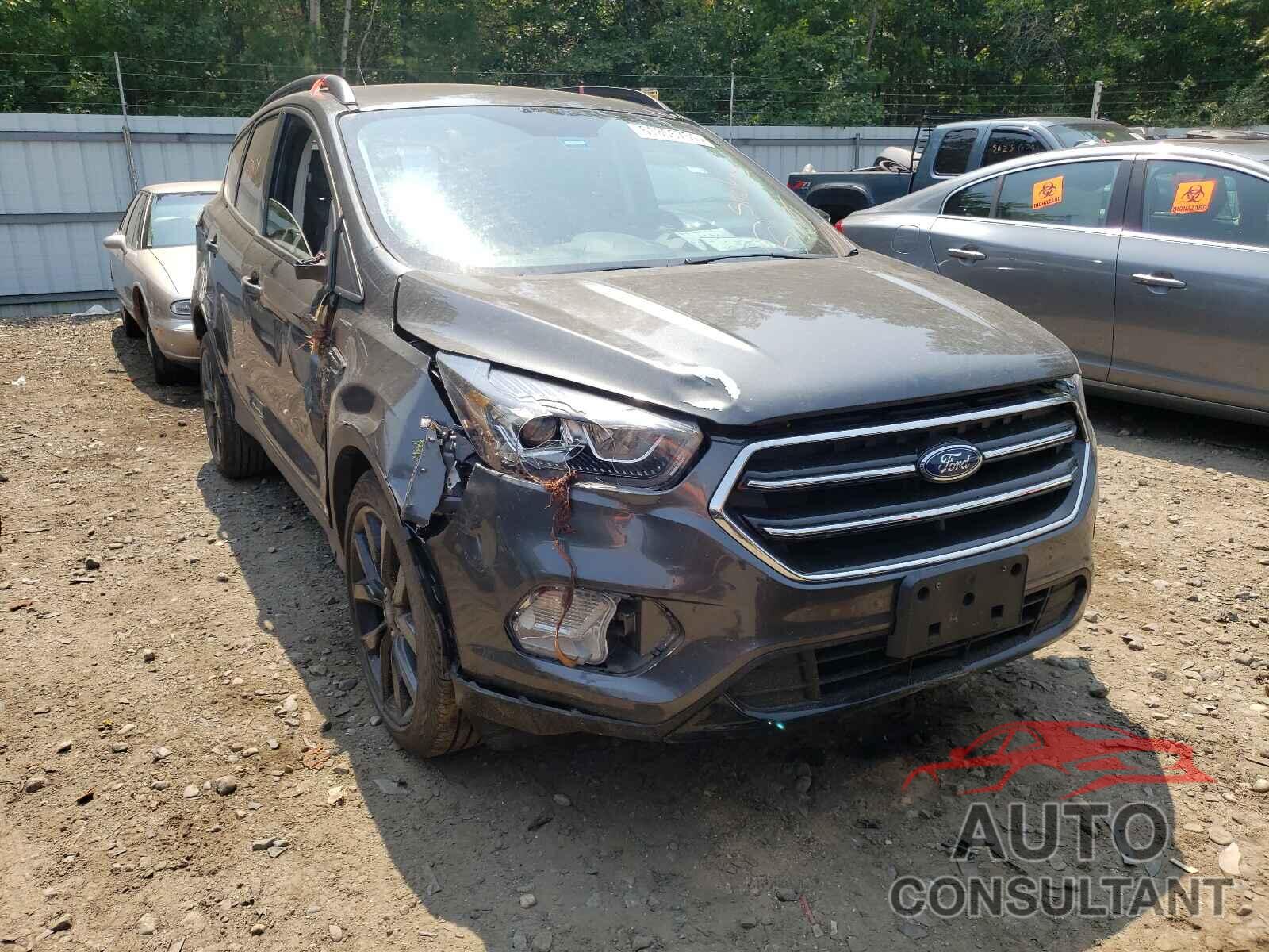 FORD ESCAPE 2018 - 1FMCU9GD3JUC25436