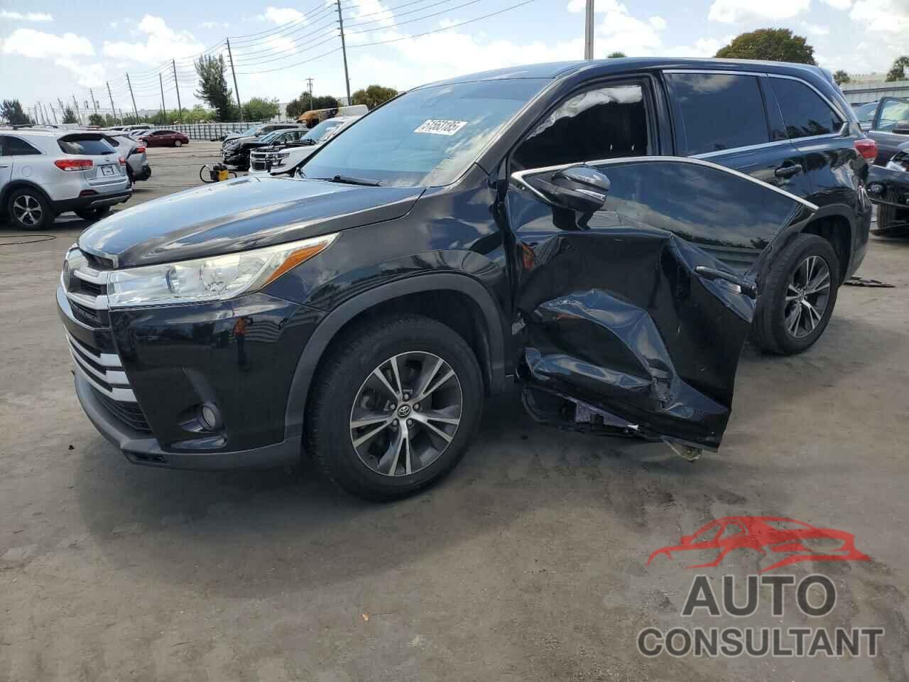TOYOTA HIGHLANDER 2019 - 5TDZZRFH5KS292582