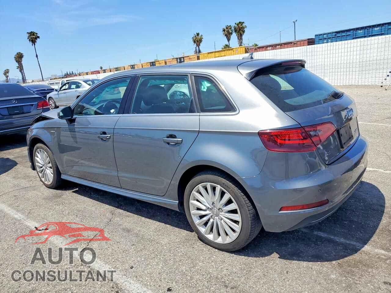 AUDI A3 2016 - WAUTPBFF4GA063636