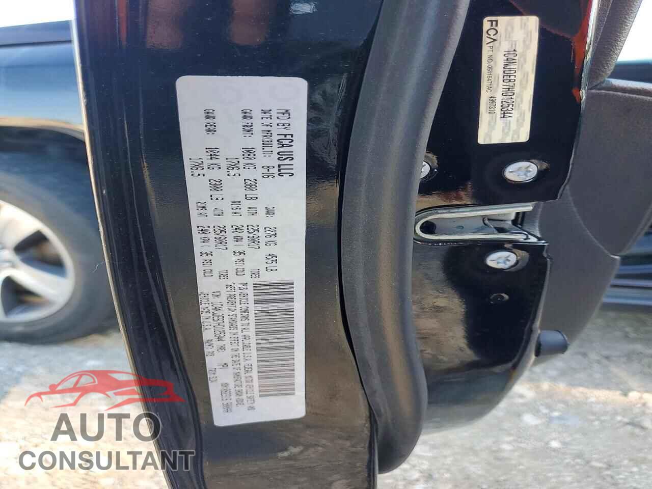 JEEP COMPASS 2017 - 1C4NJDEB7HD125344