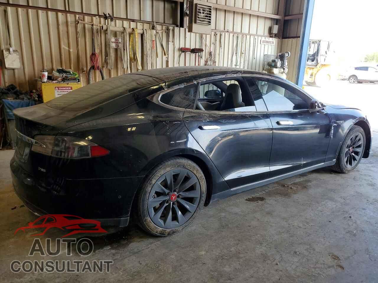 TESLA MODEL S 2016 - 5YJSA1E16GF129160