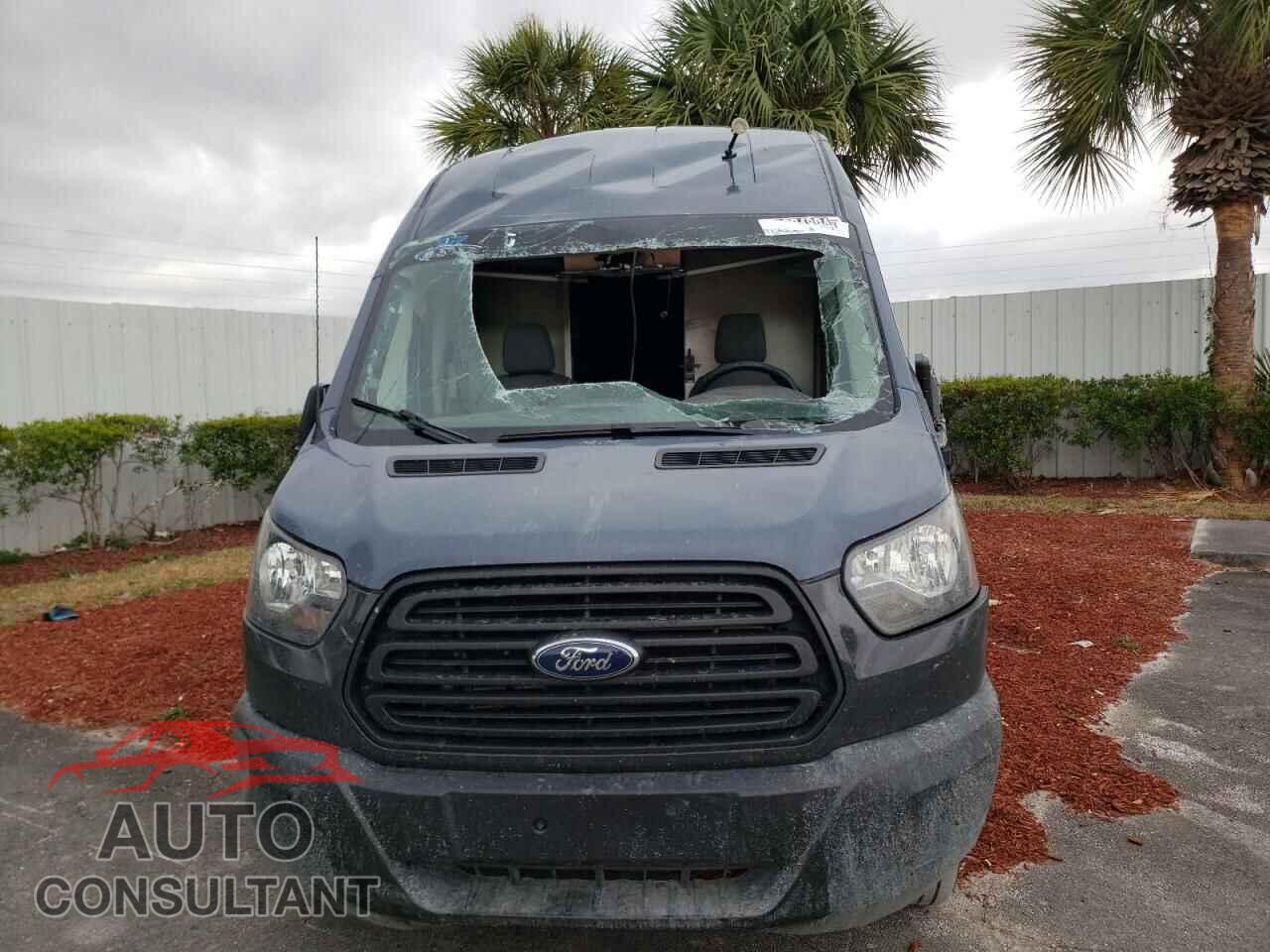 FORD TRANSIT 2019 - 1FTYR3XM2KKB28945