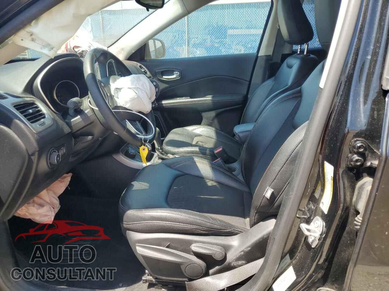 JEEP COMPASS 2017 - 3C4NJDBB0HT680831