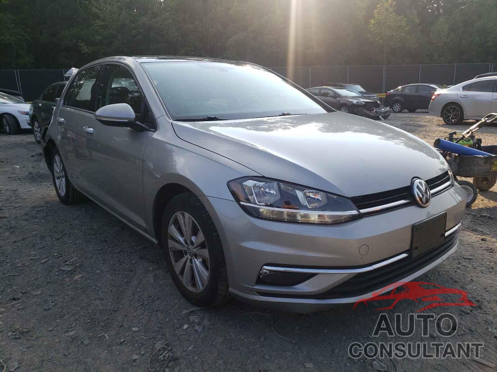 VOLKSWAGEN GOLF 2018 - 3VWG17AU9JM253397