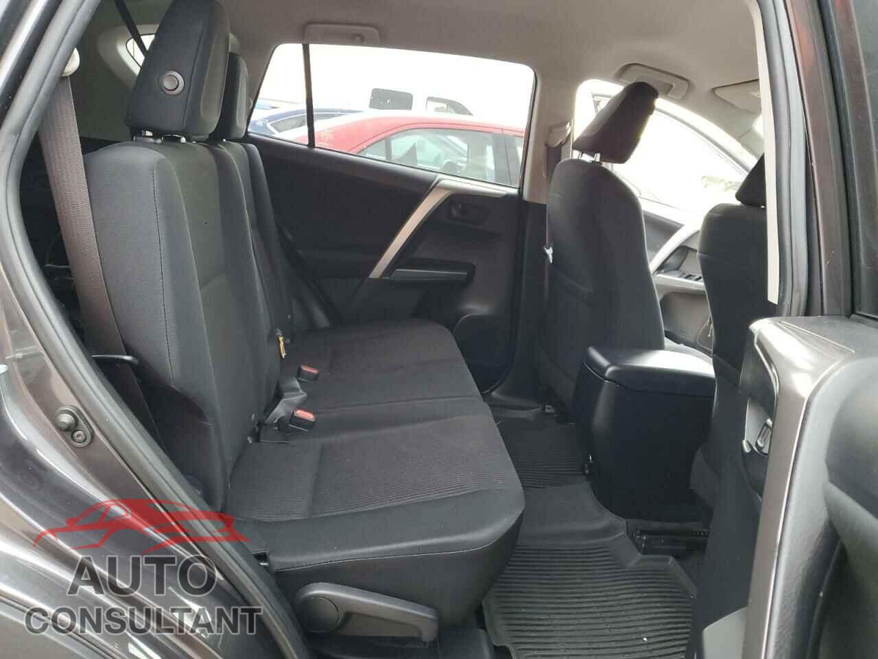 TOYOTA RAV4 2017 - JTMBFREV3HJ132823