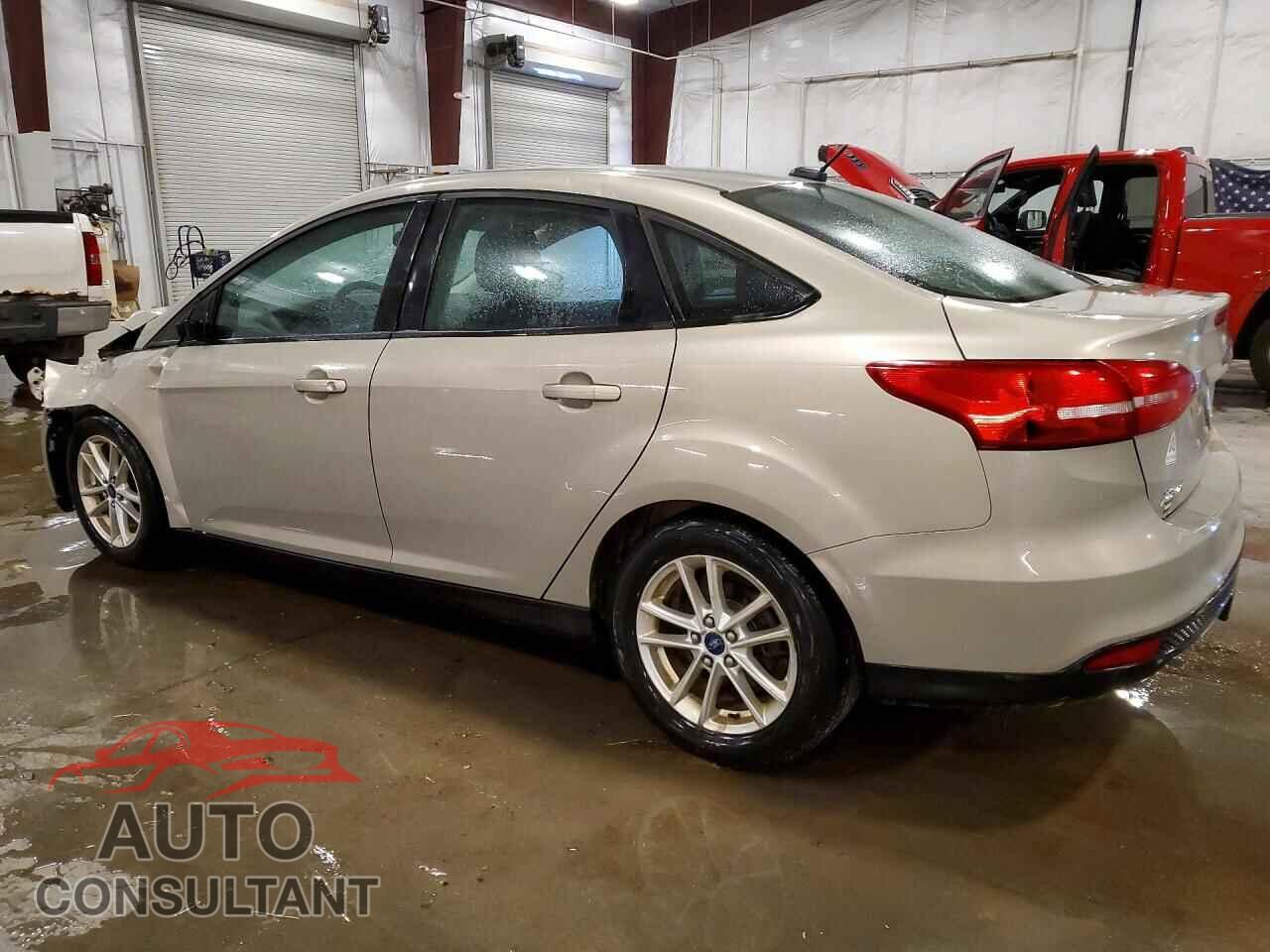 FORD FOCUS 2015 - 1FADP3FE8FL357733