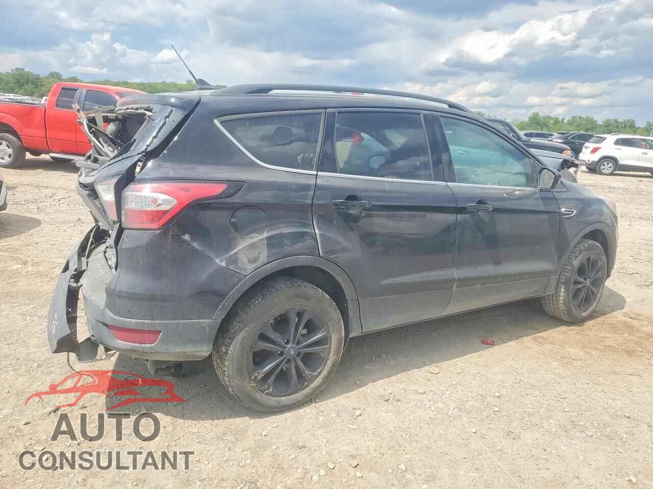 FORD ESCAPE 2018 - 1FMCU0GD8JUC31308