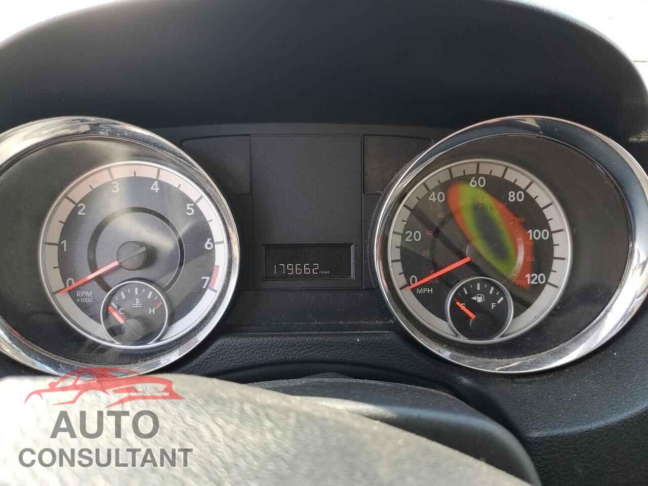 DODGE CARAVAN 2011 - 2D4RN3DG8BR787213