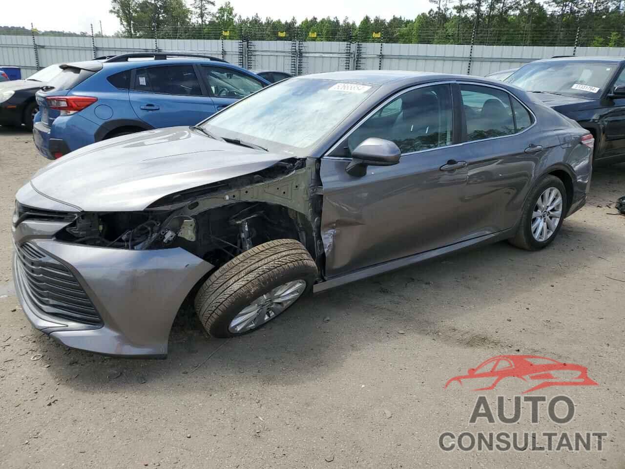 TOYOTA CAMRY 2018 - 4T1B11HK0JU504457