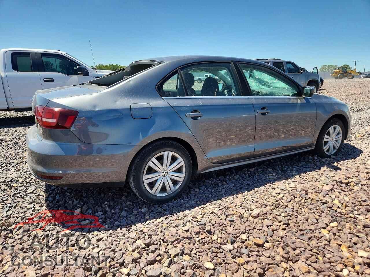 VOLKSWAGEN JETTA 2017 - 3VW2B7AJ5HM399416
