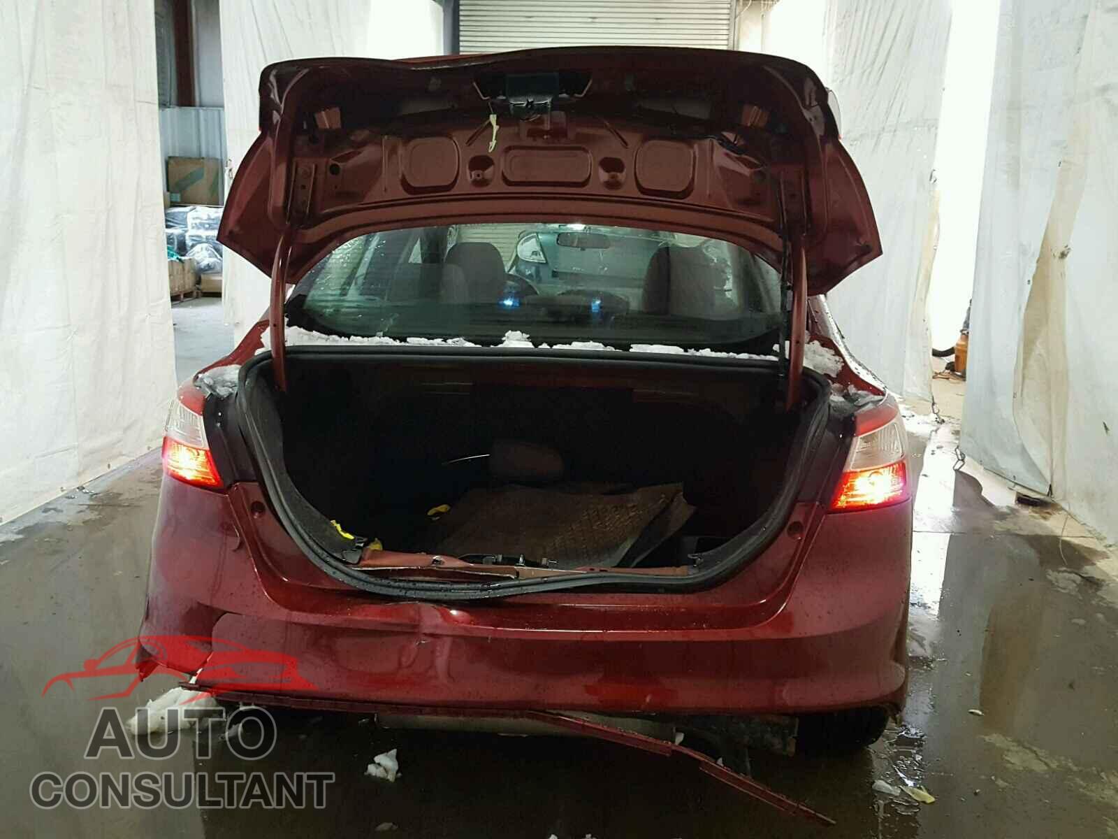 FORD FOCUS 2014 - 1FADP3F24EL424588