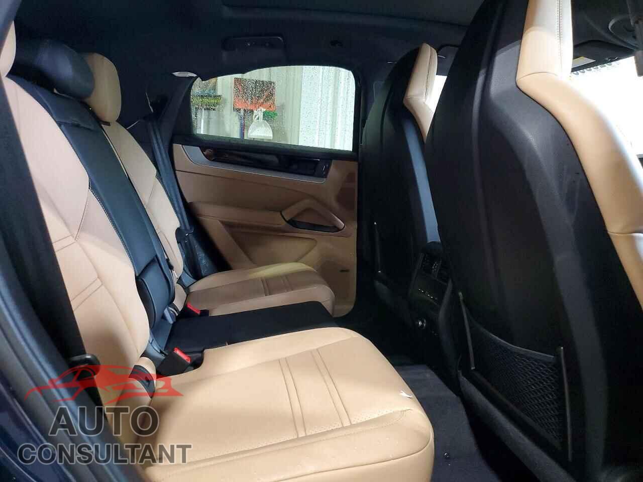 PORSCHE CAYENNE 2024 - WP1BA2AY8RDA55578