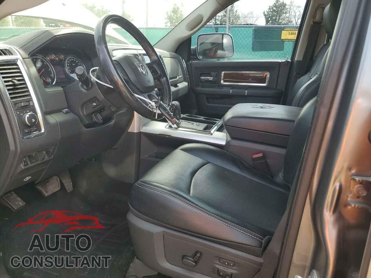 DODGE RAM 1500 2012 - 1C6RD7NT5CS342728