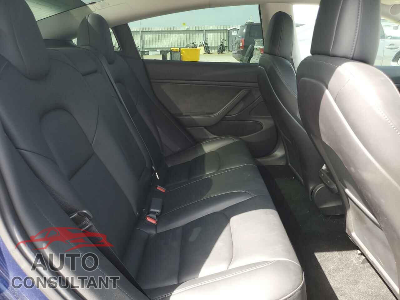 TESLA MODEL 3 2019 - 5YJ3E1EA2KF309043