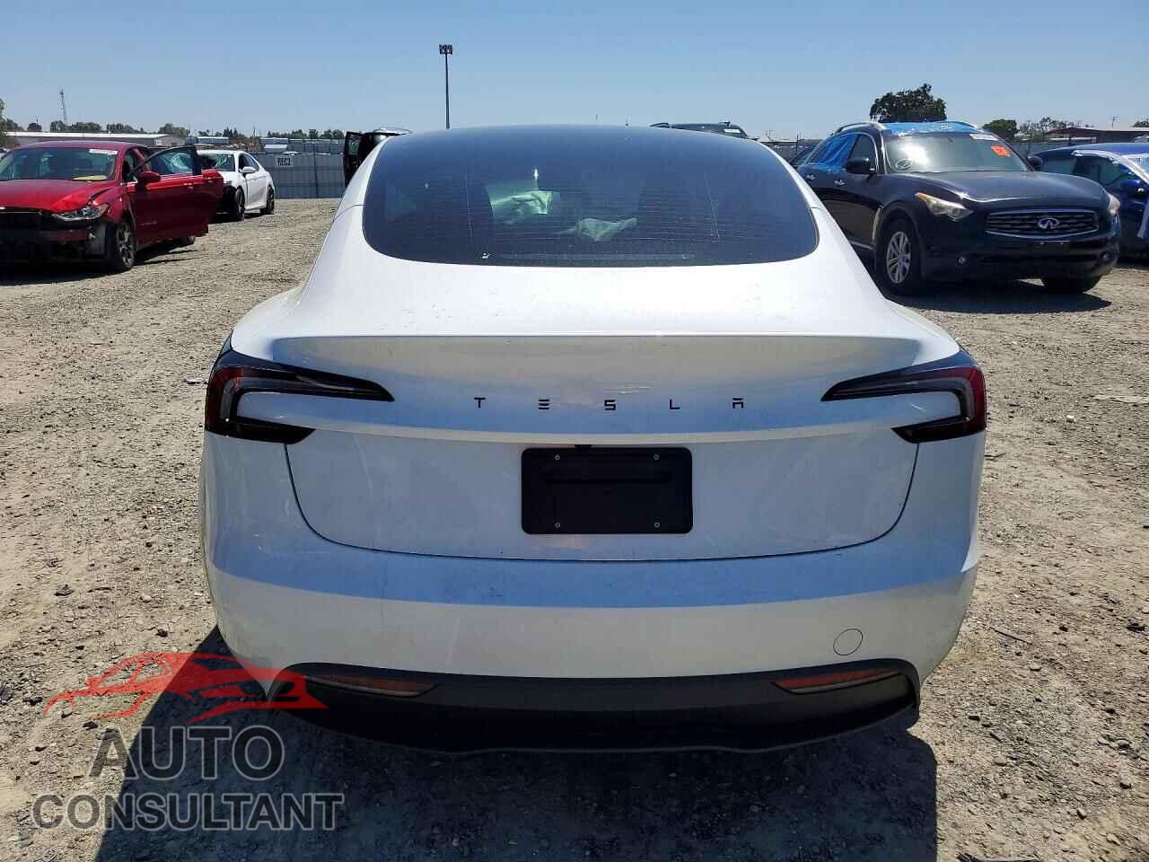 TESLA MODEL 3 2026 - 5YJ3E1EA2TF155161