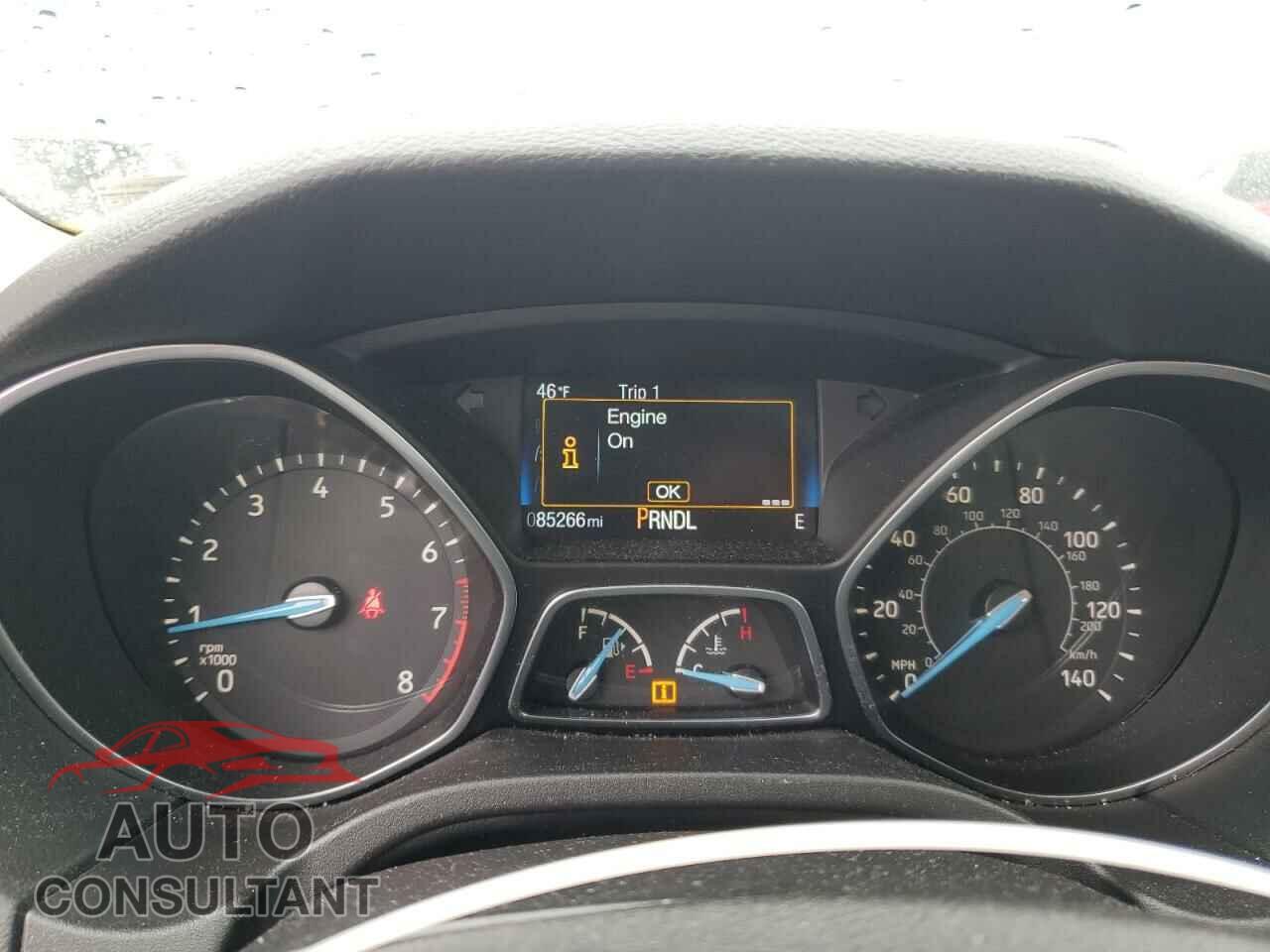 FORD FOCUS 2018 - 1FADP3F21JL200494