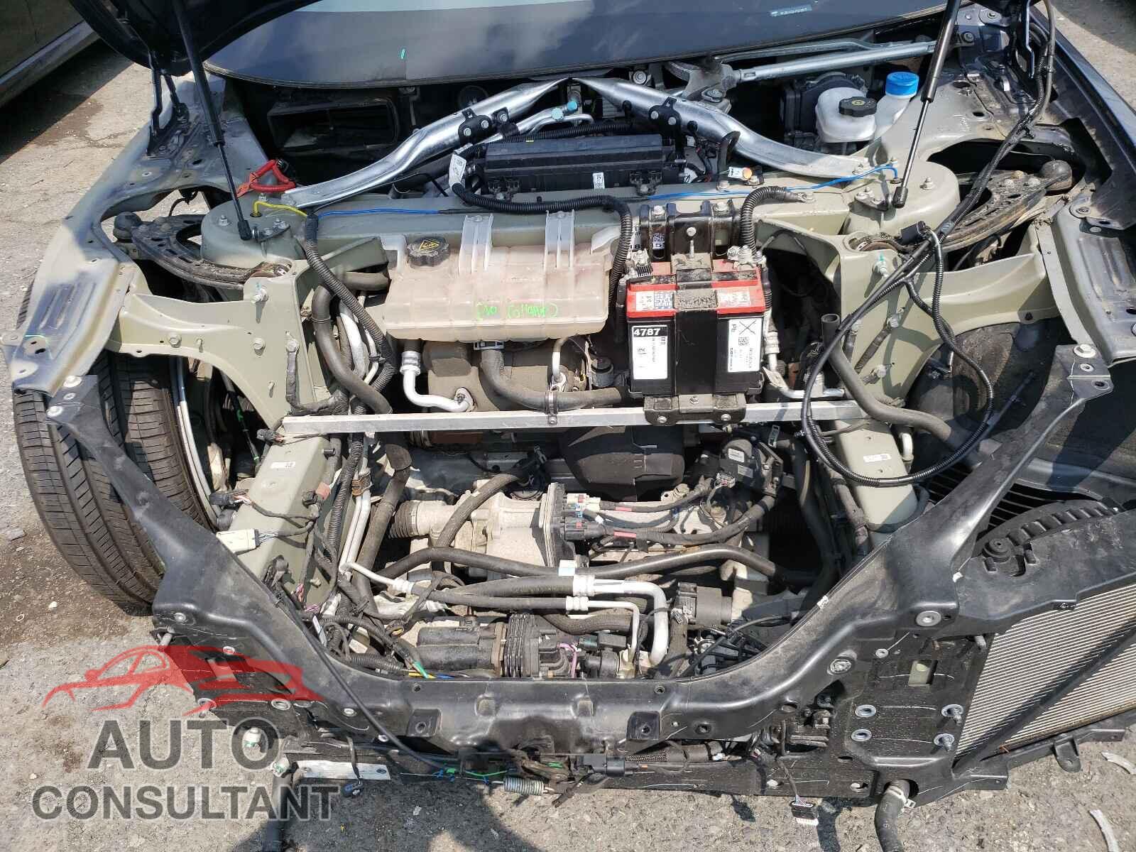 TESLA MODEL S 2018 - 5YJSA1E20JF243817
