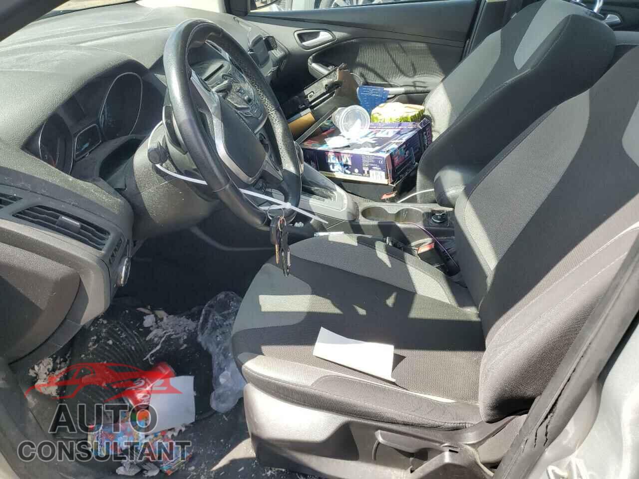 FORD FOCUS 2012 - 1FAHP3F22CL366138
