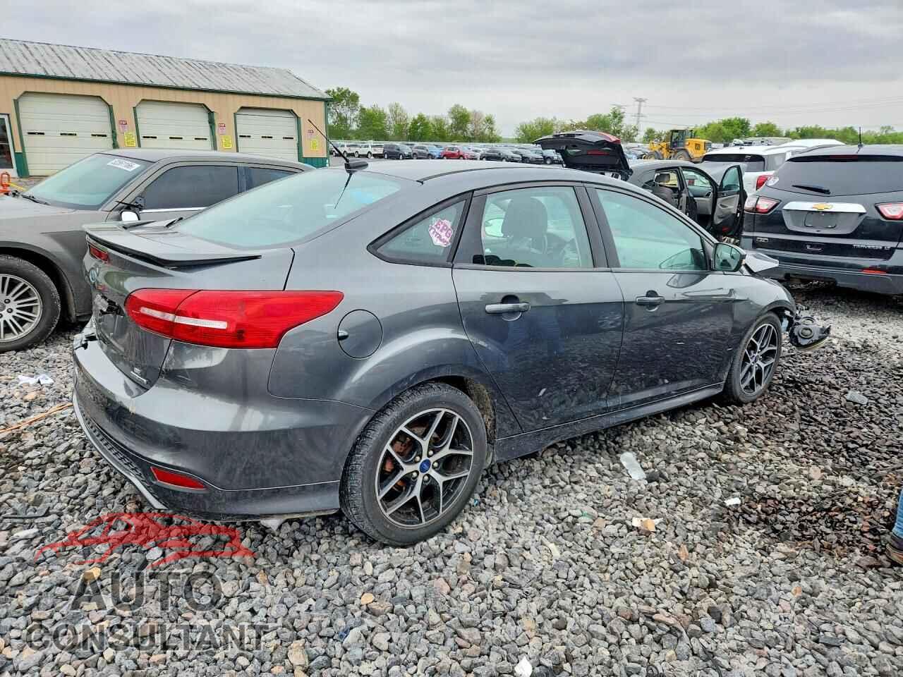 FORD FOCUS 2016 - 1FADP3F21GL403135