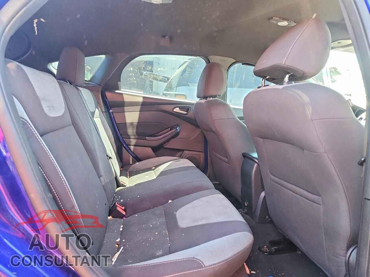 FORD FOCUS 2014 - 1FADP3L96EL456685
