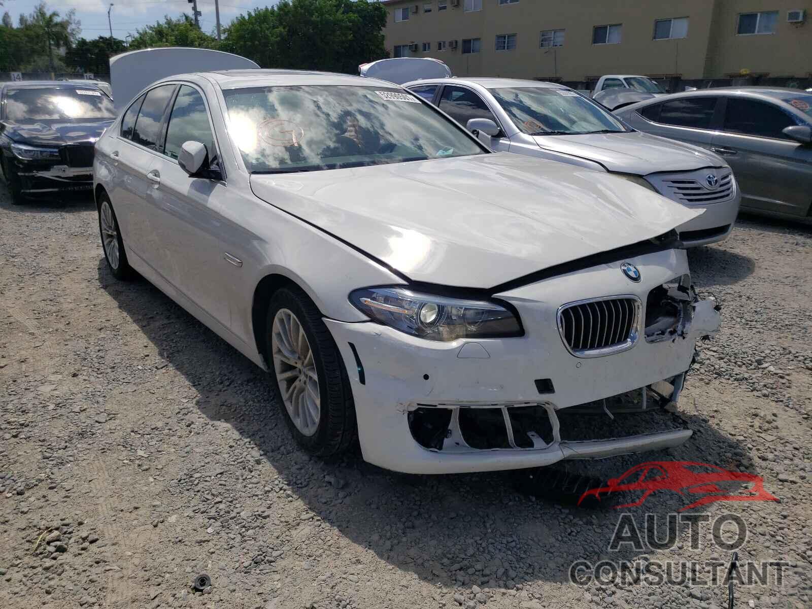 BMW 5 SERIES 2016 - WBA5A5C54GG351841