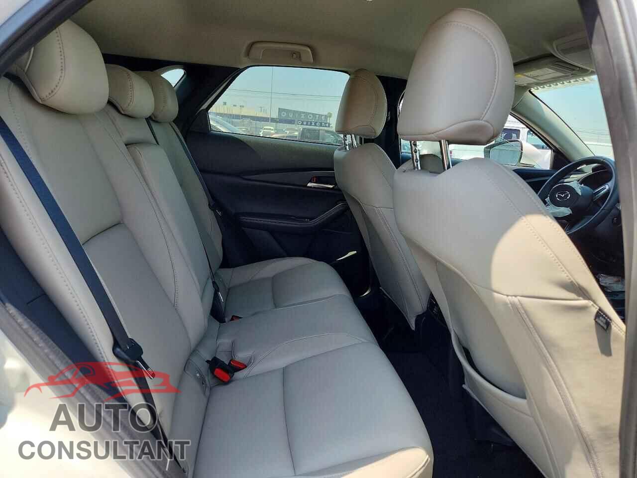 MAZDA CX30 2023 - 3MVDMBCM9PM588387