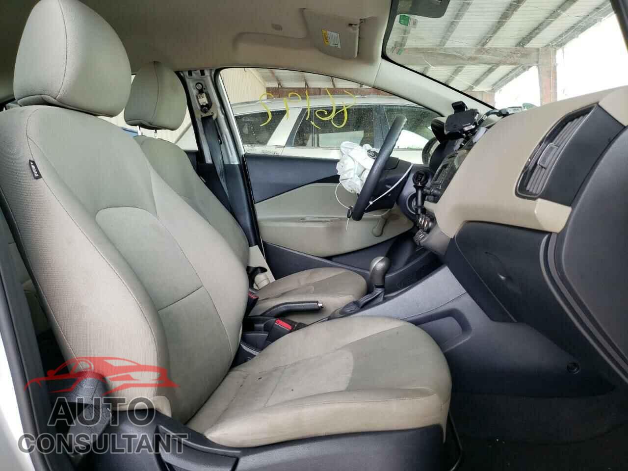 KIA RIO 2016 - KNADM4A33G6658146