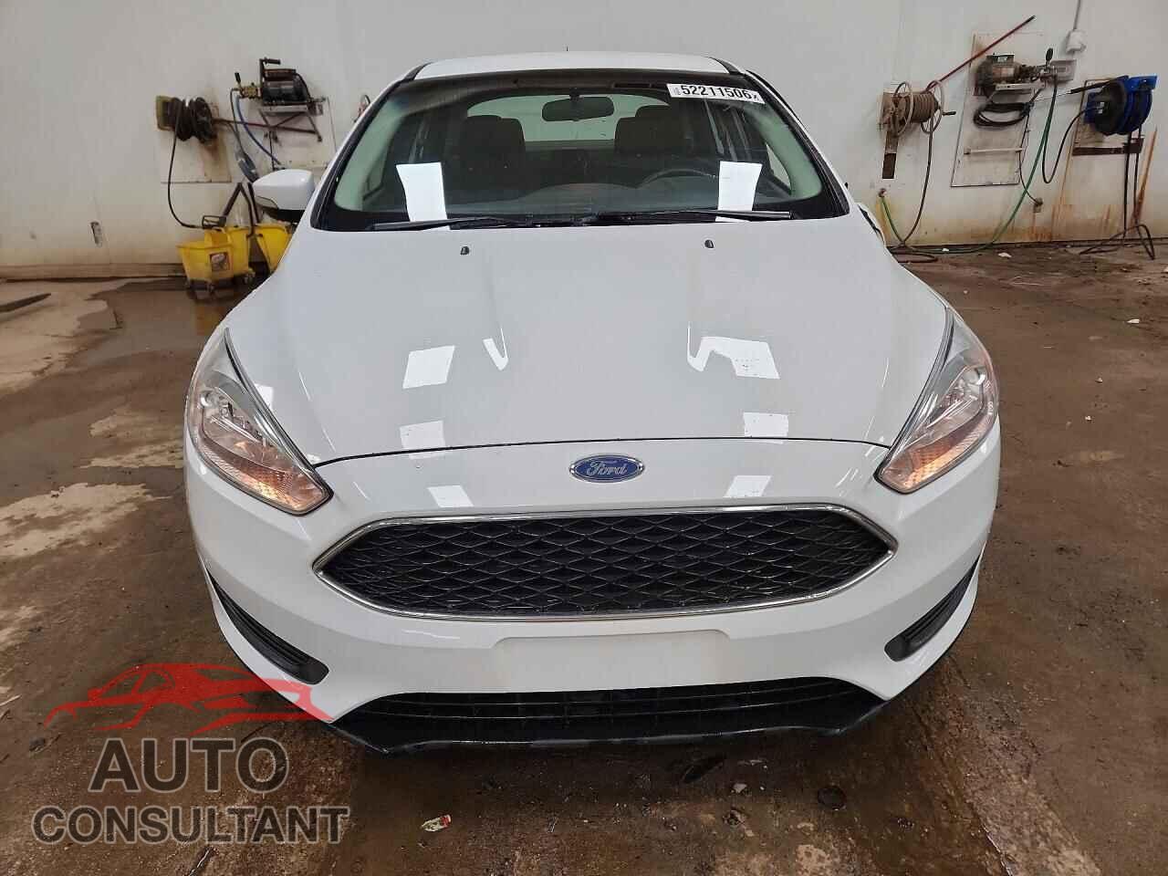 FORD FOCUS 2017 - 1FADP3F27HL340852