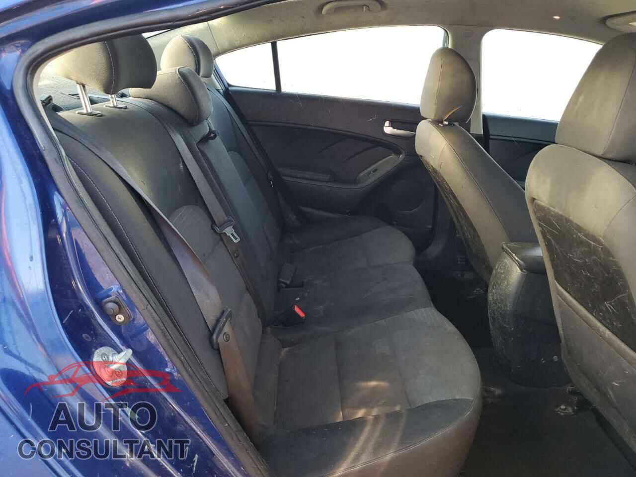 KIA FORTE 2017 - 3KPFL4A74HE018508