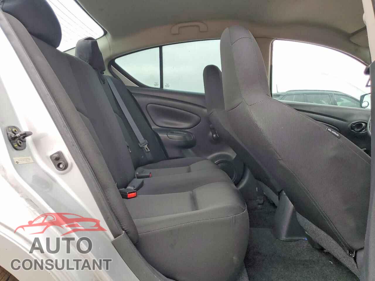 NISSAN VERSA 2017 - 3N1CN7AP1HL811276