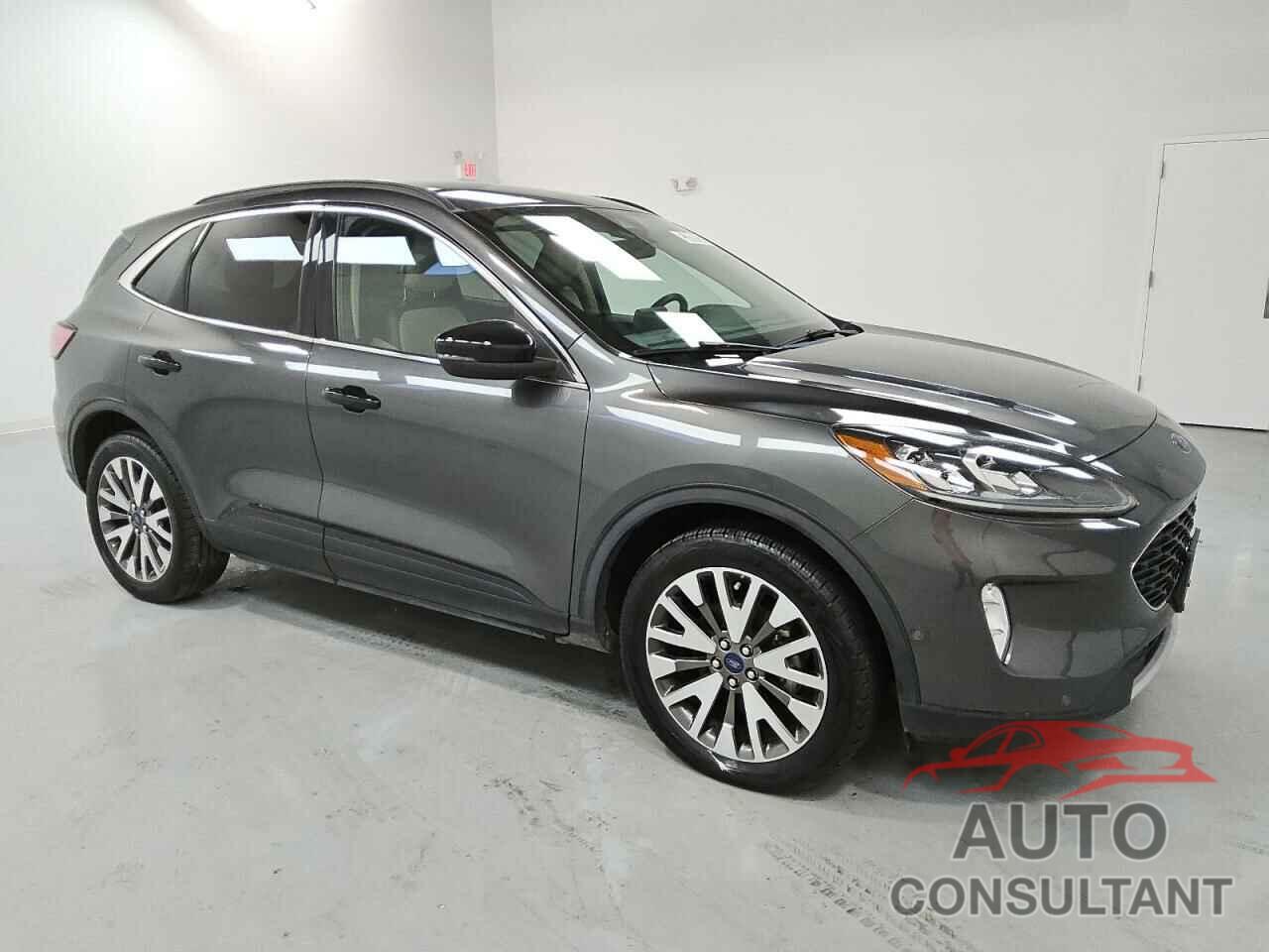 FORD ESCAPE 2020 - 1FMCU9J90LUB20103